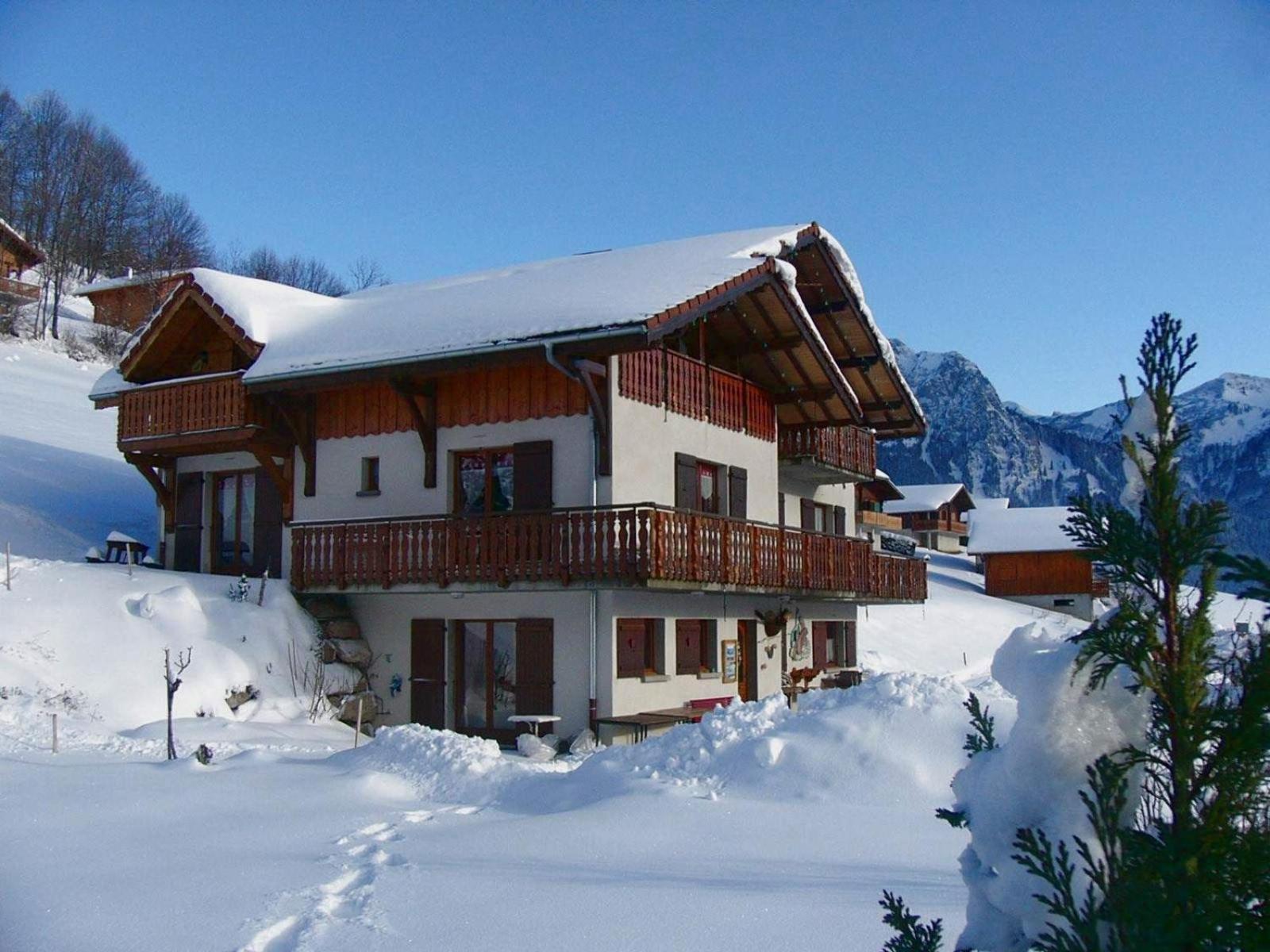 Chalet Titlis Bernex Eksteriør billede